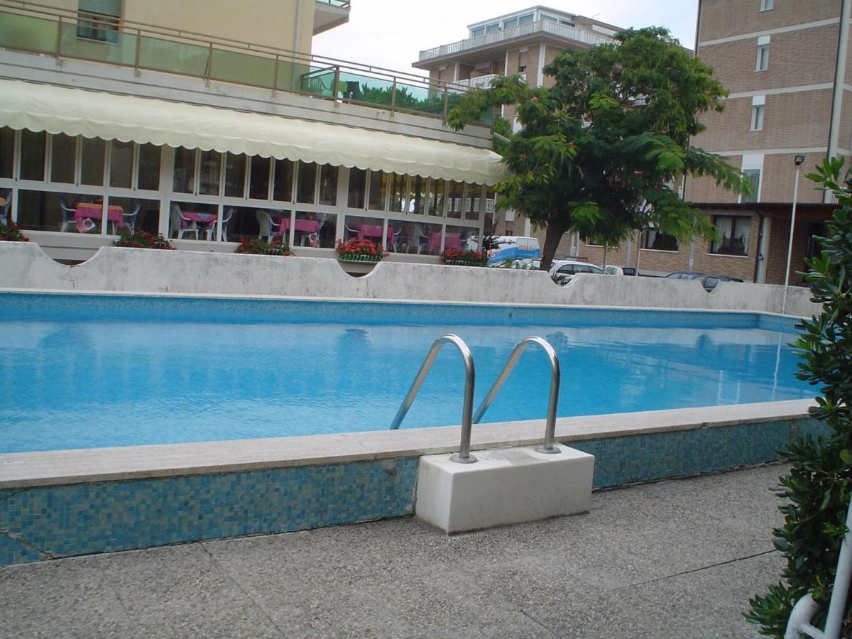 Studio In Lido Di Jesolo 33248 Экстерьер фото